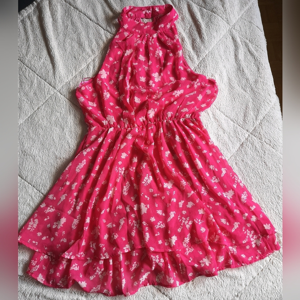 NWOT Sienna Sky summer dress.